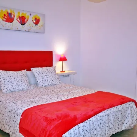 Apartamento Alojamiento Amapola, En El Centro De Vilanova
